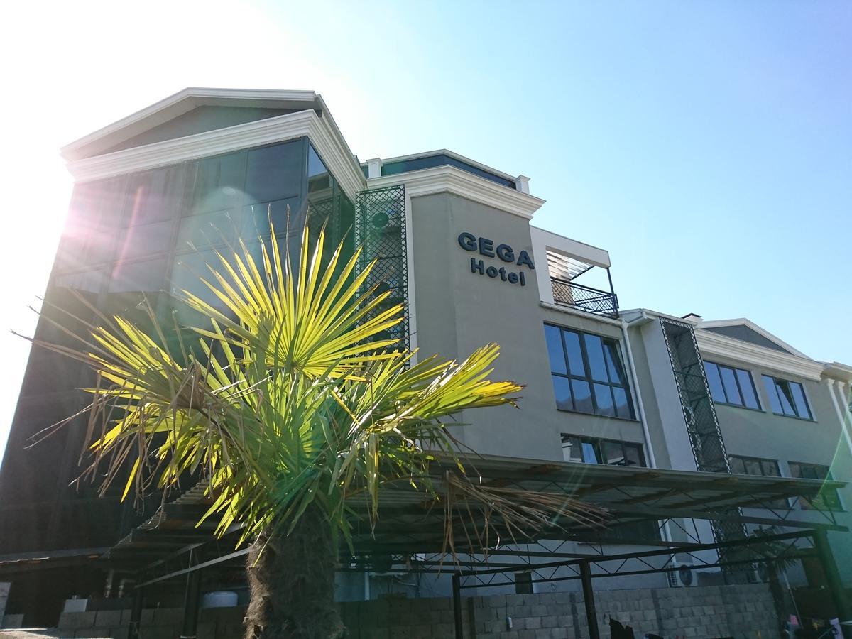 Gega Hotel Gagra Exterior foto